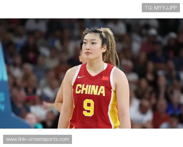 从头号得分手到战术牵引点 李梦外线角色转身折射中国女篮奥运新棋局 从头号得分手到战术牵引点 李梦外线角色转身折射中国女篮奥运新棋局